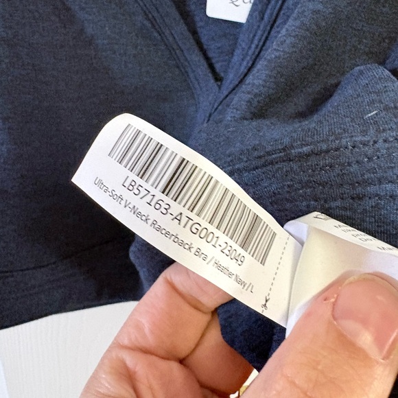 Quince Heather Navy ultra soft v neck racer back bra size L nwt - Picture 2 of 2